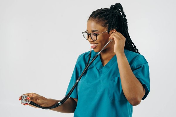 Découvrez les coachs certifiés de la formation breathwork académie